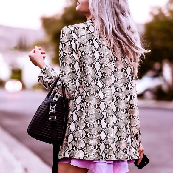 snake blazer zara